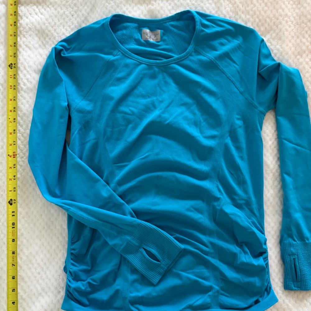 Athleta Blue Long Sleeve Athletic Top, xL